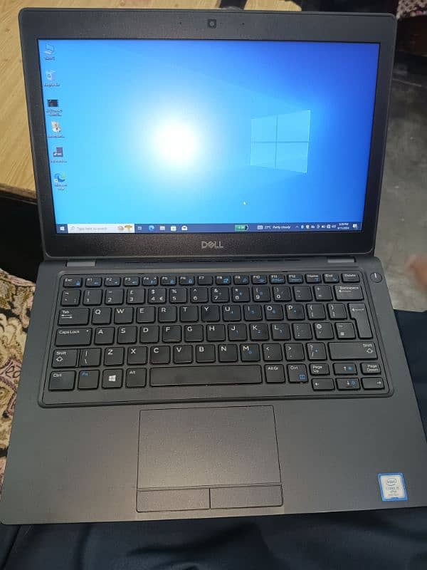 Dell latitude Core i5 8th Gen 8/256 SSD 7