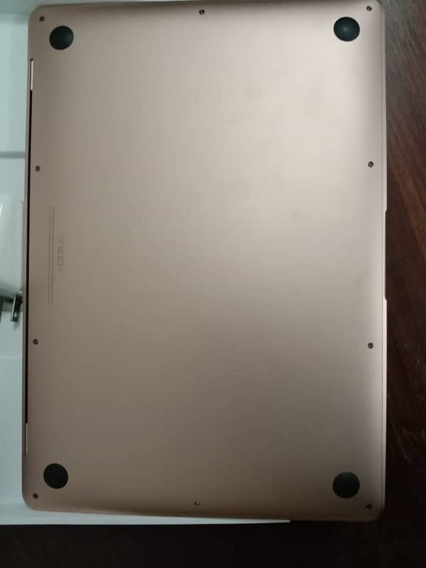 macbook air m1 4