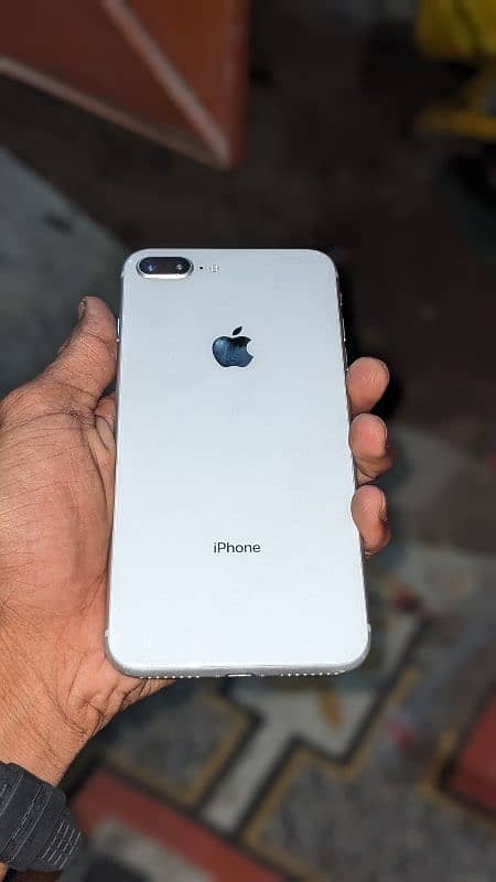 I phone 8 plus factory unlocked 1