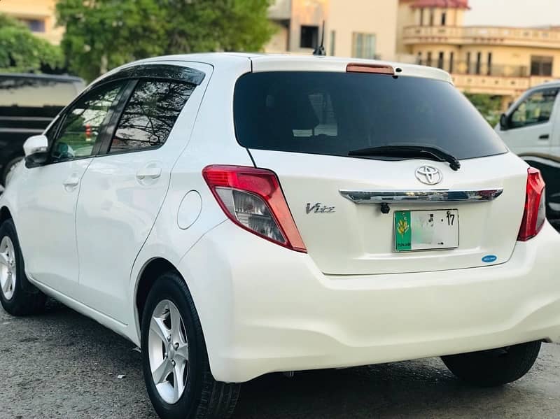 Toyota Vitz 2017 0