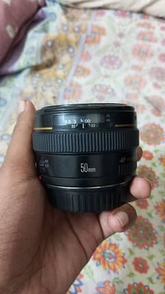 Canon 50mm f1.4 ultrasonic 0