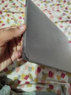 Apple laptop