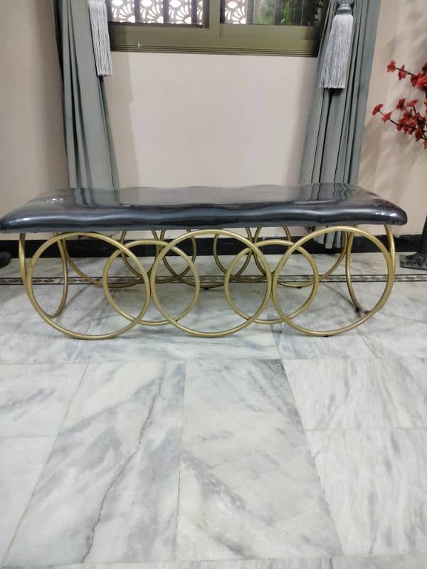 beautiful metal sitting sethi for sale 2