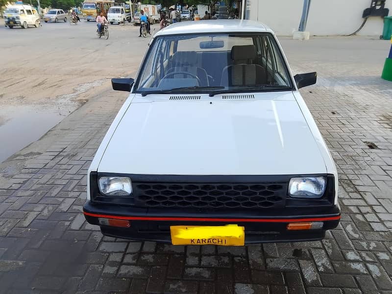 Daihatsu Charade 1984 3