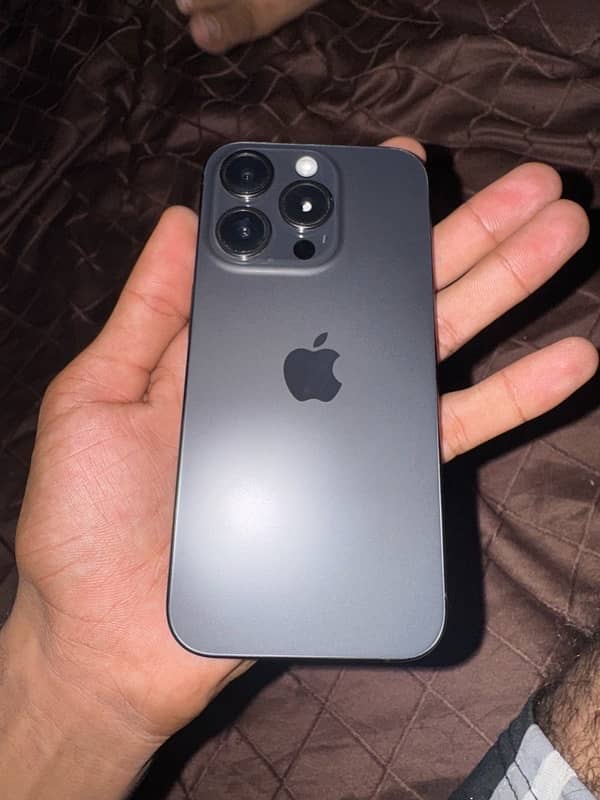 iphone 15 pro jv lla 1