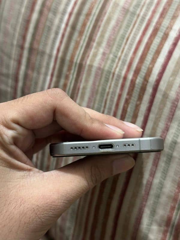 iPhone 15Pro Non Pta 1