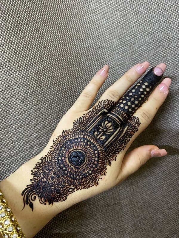 Makeup & henna 6