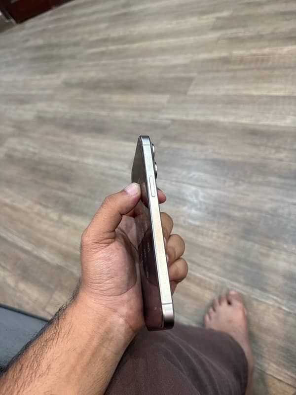 iphone 15 pro Max 256 gb Non PTA 3