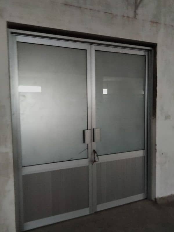 Glass Aluminium Door Window Service & Repairing maintenance. 4