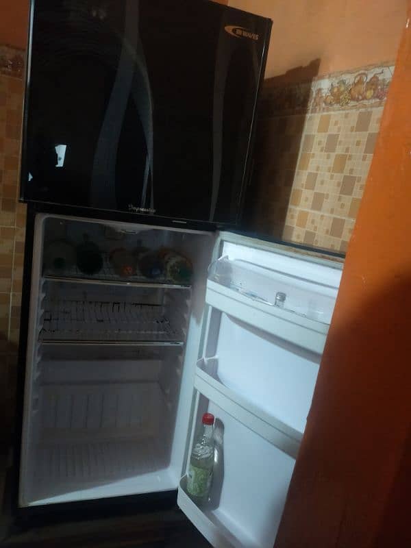 black glass door fridge 4