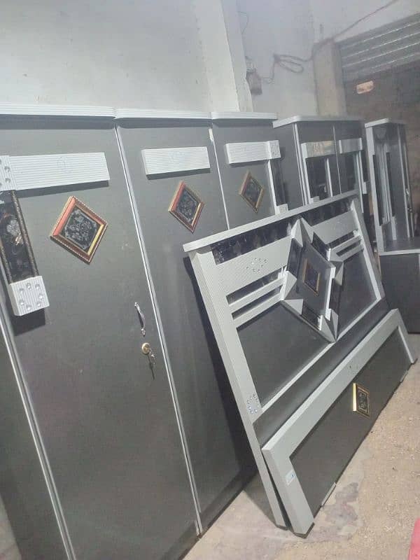 Complete bedroom set 4 pec only price 64 thousands 0