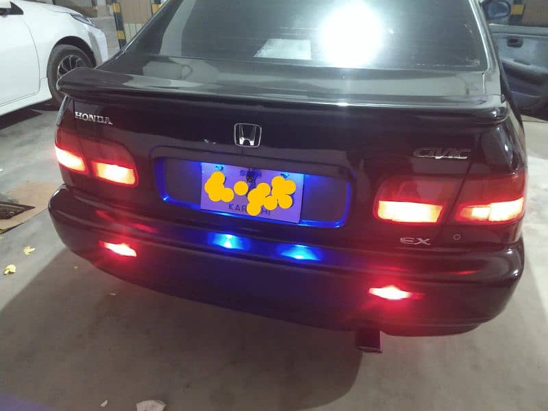 Honda Civic EXi 1995 12