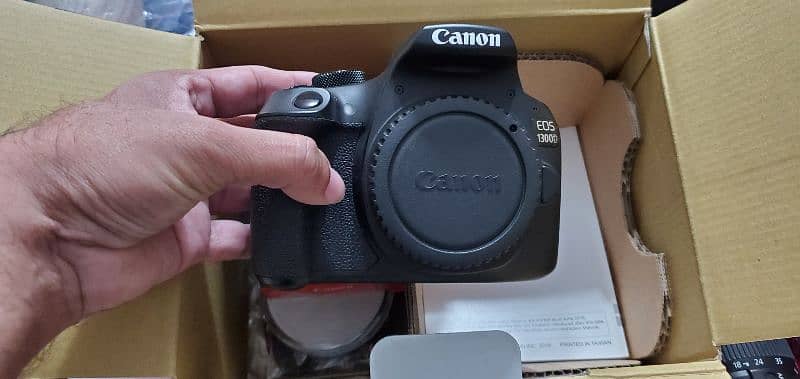 Canon 1300D DSLR with 18-55mm lens 8