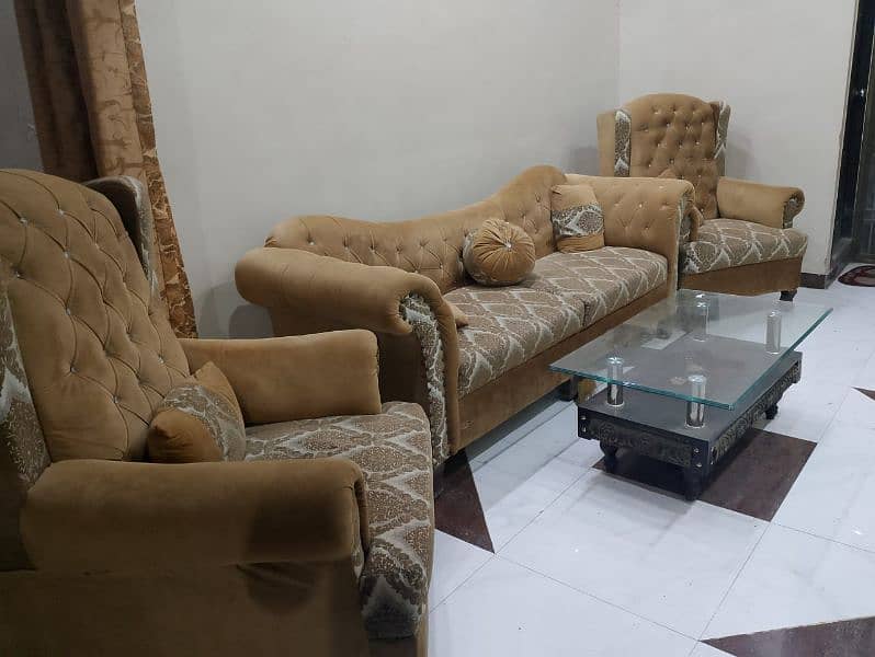 5 seater sofa set urgent sale 3