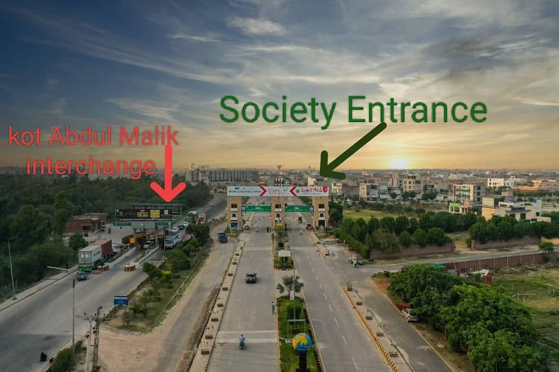 10 Marla On Ground Plot For Sale On 85 Feet Road In Lahore Motorway City 0