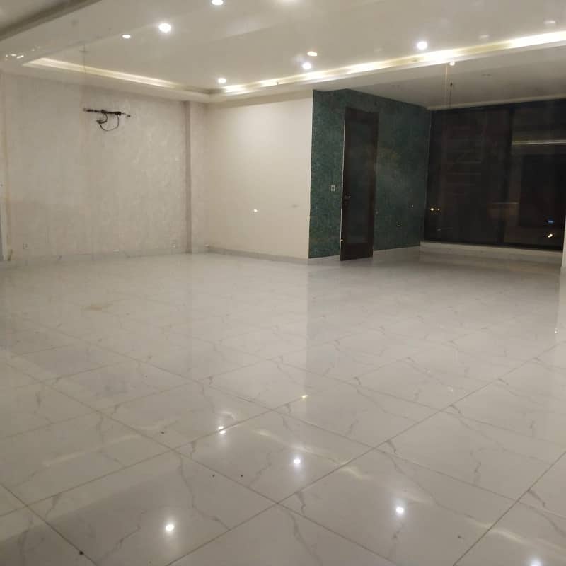 5 Marla Ground Floor Non-Furnished Commercial Hall Available For Rent Bahria Town Lahore 5