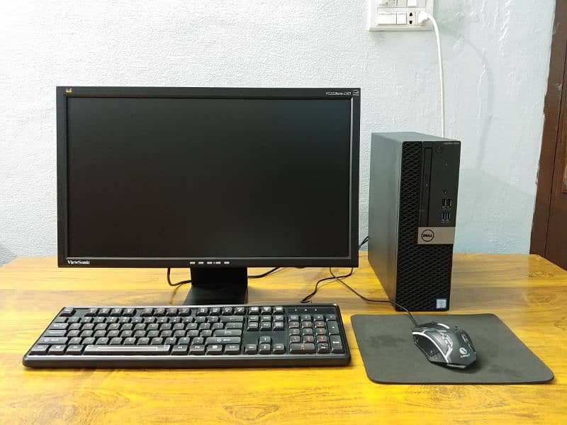 Triple Boot Dell Computer 22 inch LCD 4