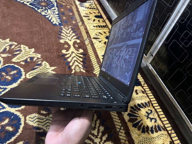 Dell laptop core i5 6th generation good condition 4