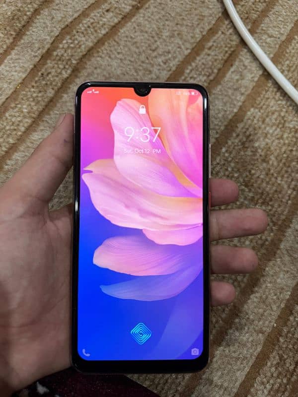 VIVO S1 Pro 8/128 1