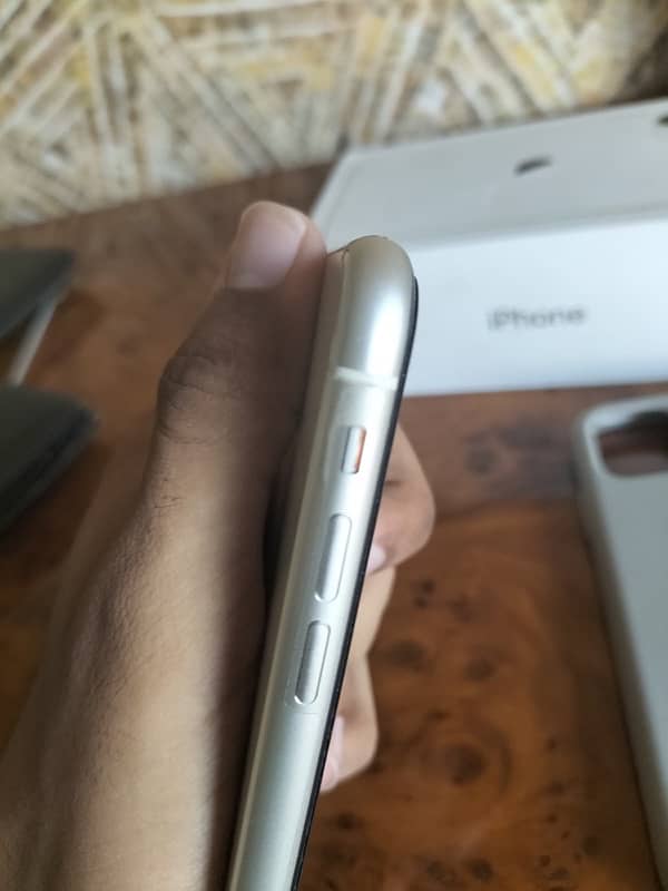 Iphone 11 Pta approved 4