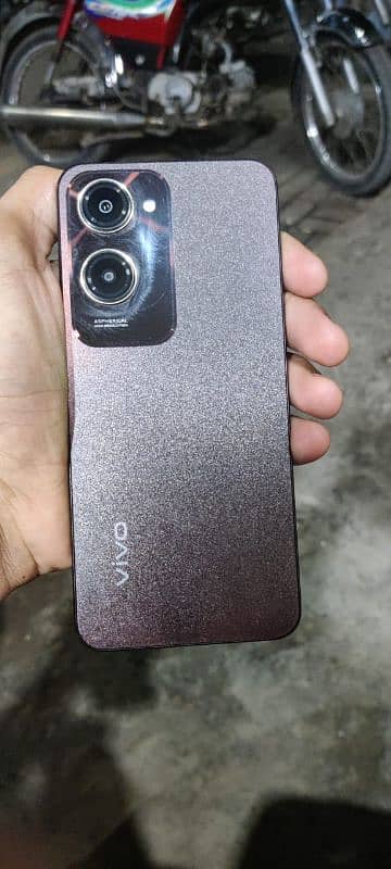 vivo y18 2