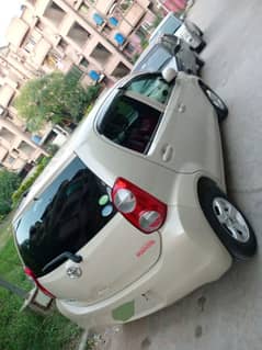 Toyota Passo Hana 2012