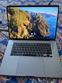 Macbookpro 2019 i7