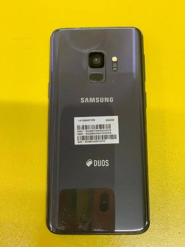 Samsung S9 4/256 GB 3