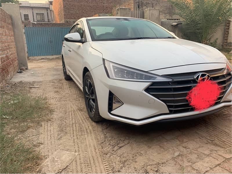 Hyundai Elantra 2023 3