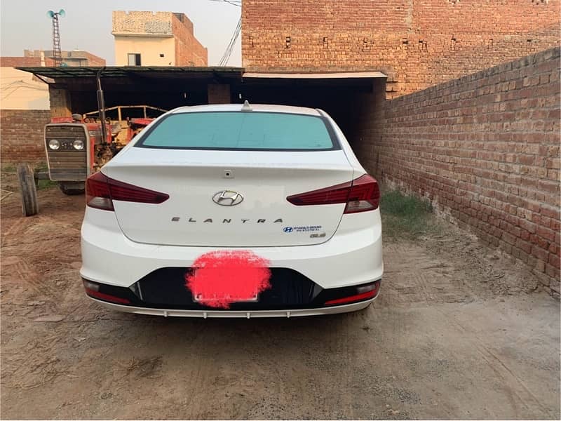 Hyundai Elantra 2023 6