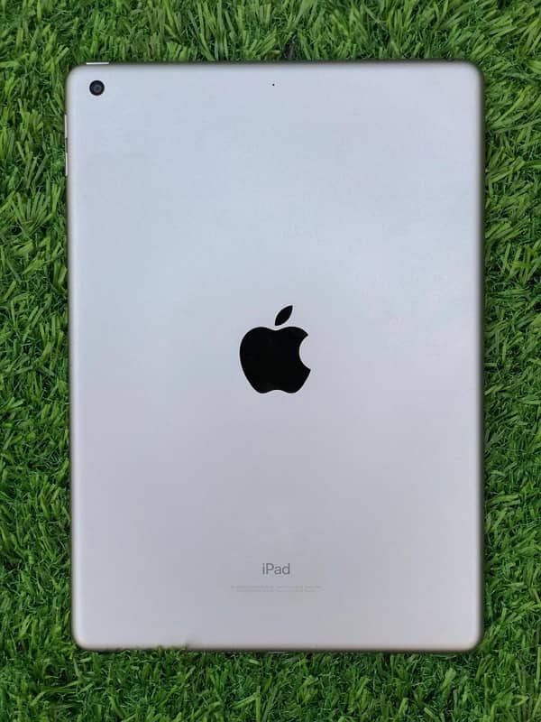 iPad ( 5th Generation ) / 32GB / For Sale WhatsApp Num #03265949331 7