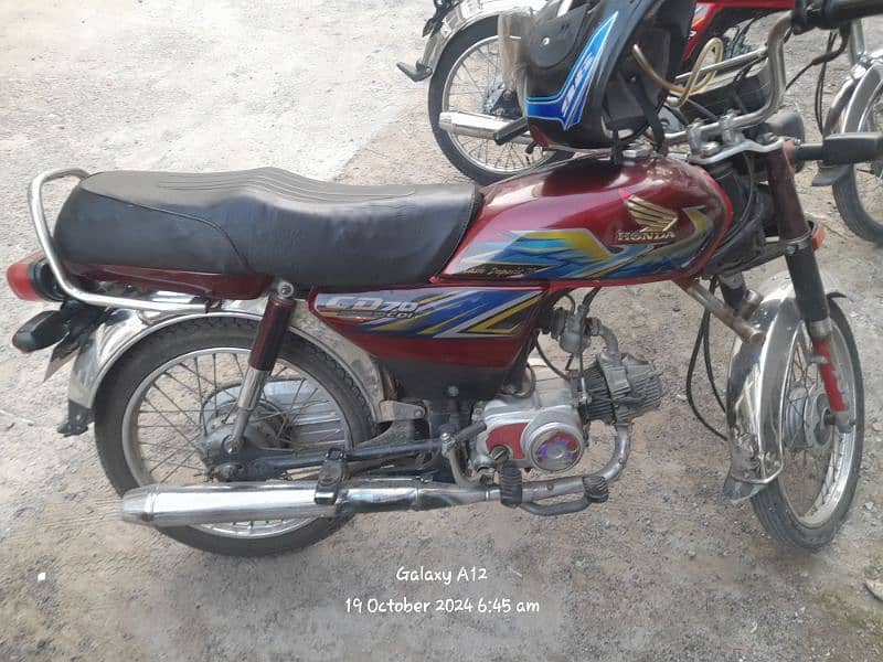 CD70 bike 2