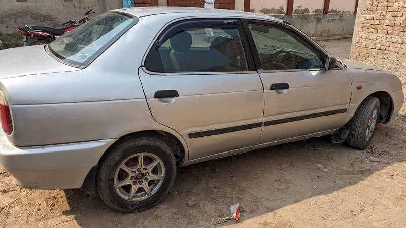 Suzuki Baleno 2002 10