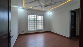 Kanal Upper Portion available for rent in G-15