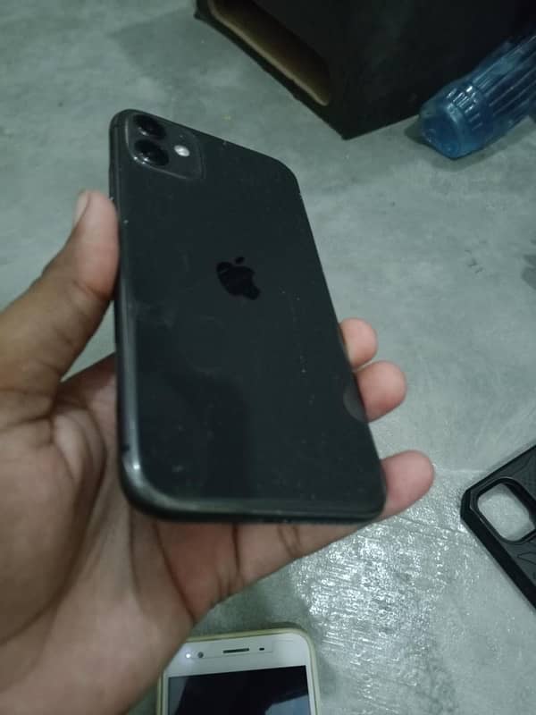 iphone 11 64gb JV non 81 health 1