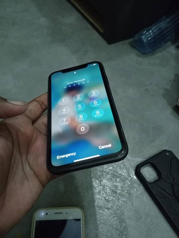 iphone 11 64gb JV non 81 health 5