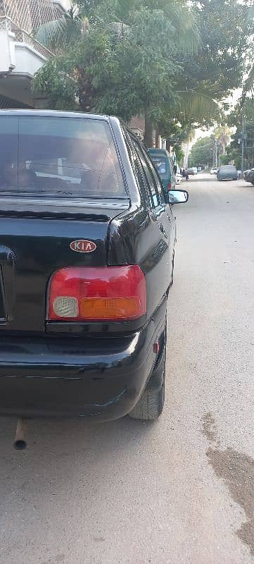 KIA Classic 2003 12