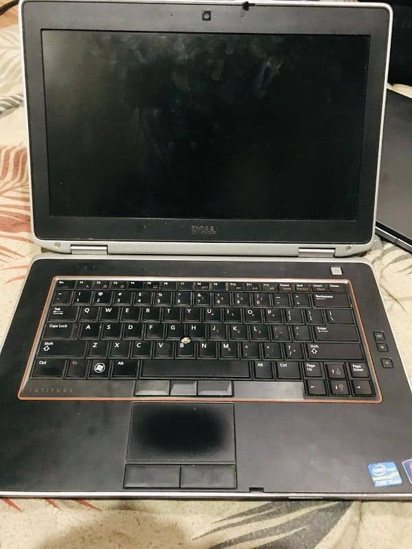 Dell laptop 3