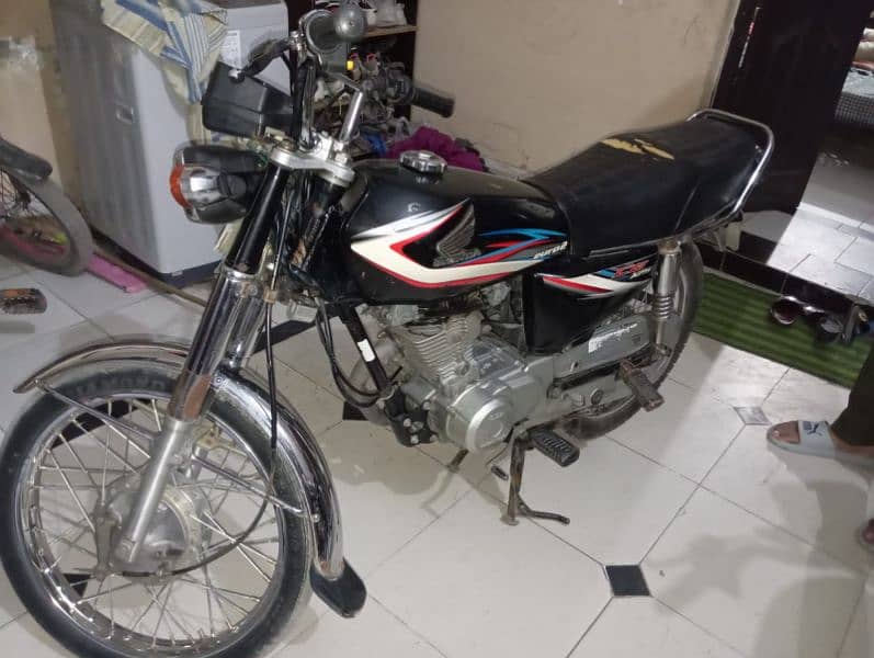 115000 I'm selling my Honda 125 2