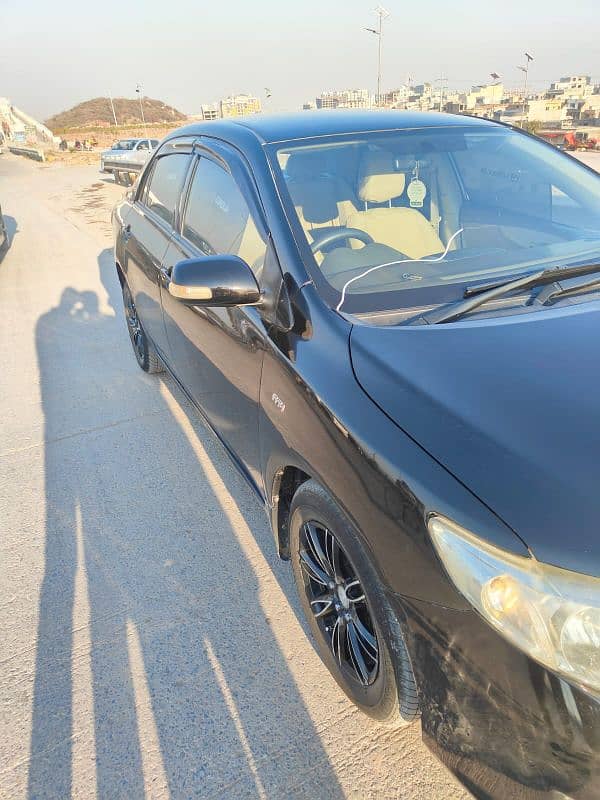 Toyota Corolla GLI 2010 11