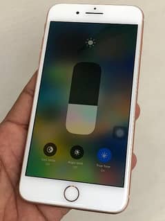 iPhone 7 plus 128gb PTA approved my WhatsApp 0313=49=25=408