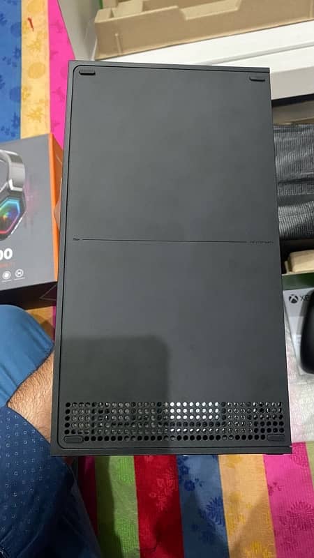 Xbox Series S 1TB SSD Black Addition & RGB Headphone O317-4OO47O7 6