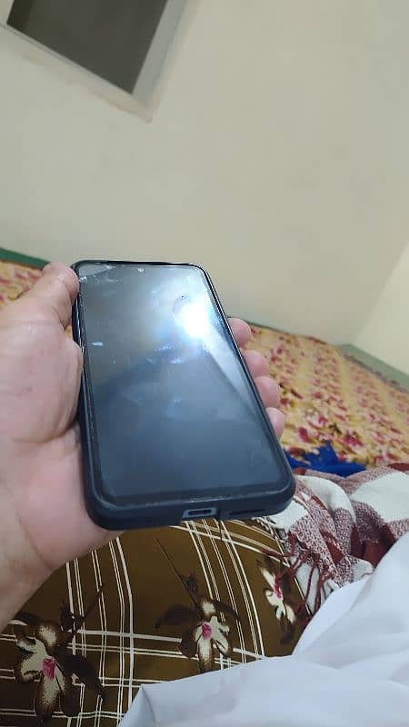 redmi note 11 10/10 with box and original charger 7