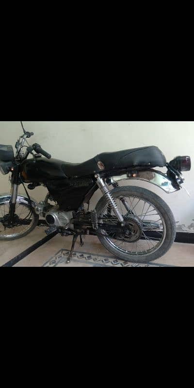 Hero 70 cc Bike 1