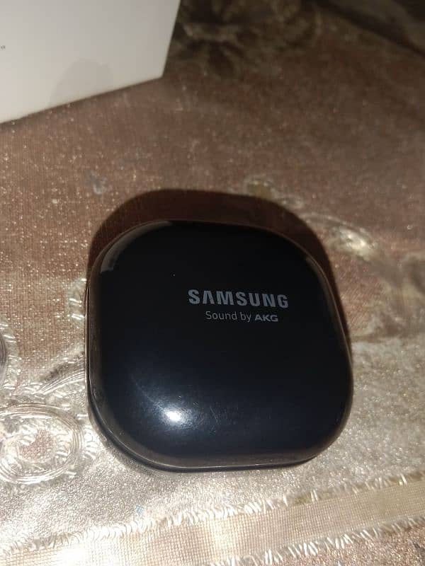 Samsung sound by akg 3