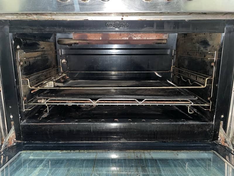 For Sale: Nasgas Cooking Range - 5 Stove aur Oven Combo! 2