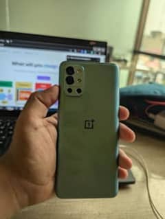 One Plus 9r  5g.  12 Gb ram 256 gb storage