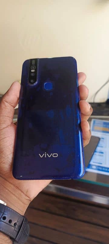 vivo v 6gb 64 gb box charger available 6