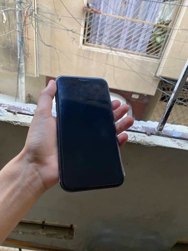 iphone 11 pro Max 64gb Pta Approved Factory unlock 77% 2