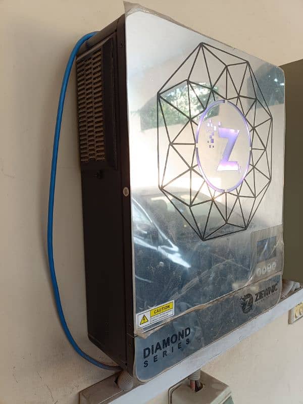 Diamond 5G PV6500 Inverter 1